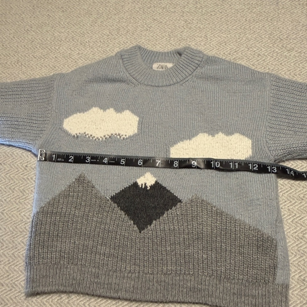 Zara Light Gray blue Knit Sweater Mountains and Clouds.  Size 3-4Y - Picture 6 of 7